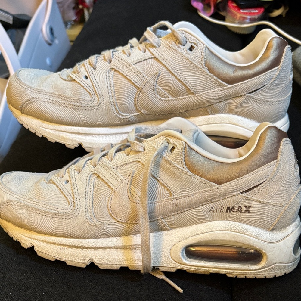 Nike Air Max Textured Cream Sneakers